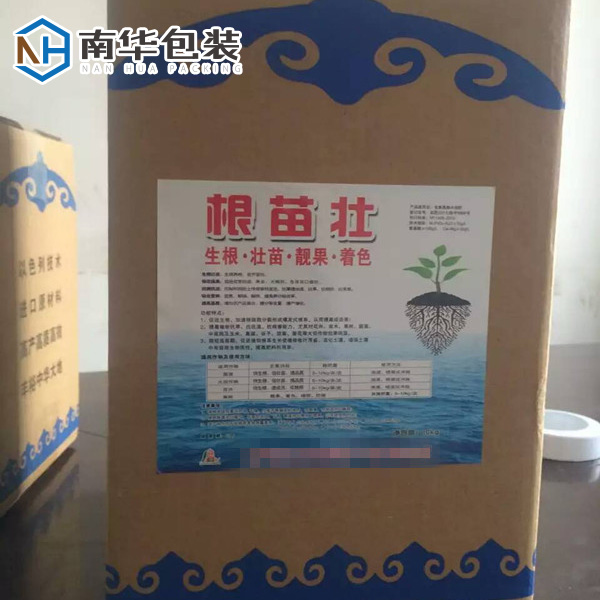 Bag in box for liquid fertilizer